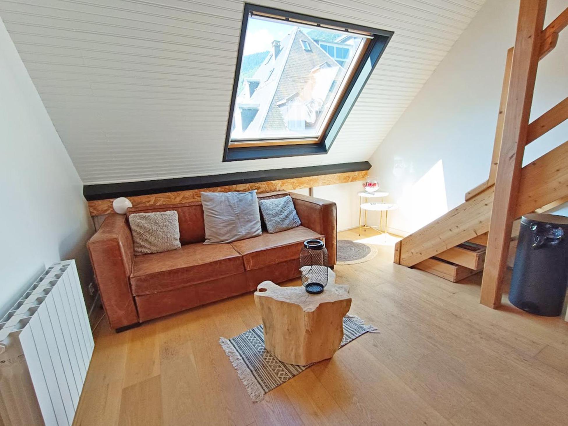 Le Nid De Juliette, T3 Duplex, Parking, Cave Apartment Bagnères-de-Luchon Екстериор снимка